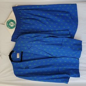 Vintage Liz Claiborne blue set w/ skirt sz 8. Shoulder pads. Great condition!